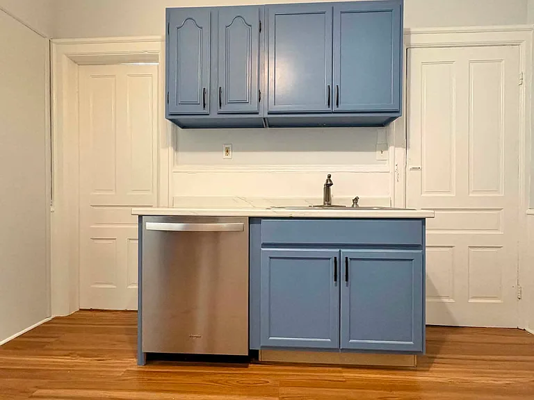 414 Hoyt St — Photo 16