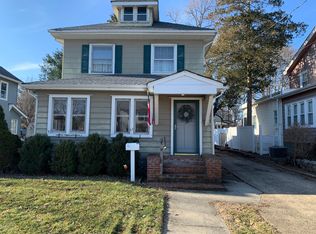 12 Cottage Pl, Freehold, NJ 07728