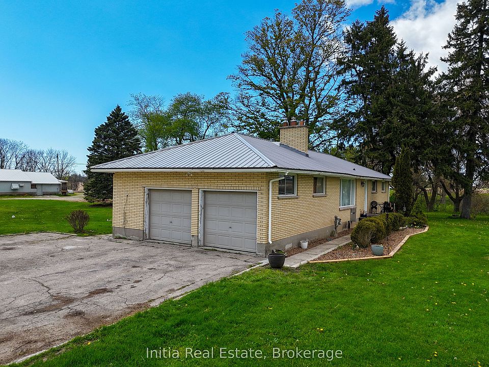 1st image of 22821 Denfield Rd