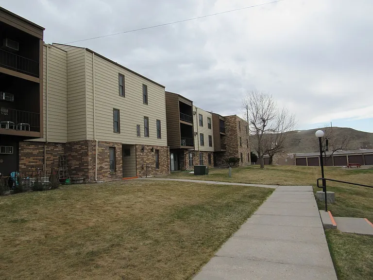 4500 S Poplar St #202 — Photo 10