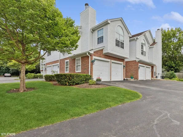 819 Kalamazoo Cir, Vernon Hills, IL 60061