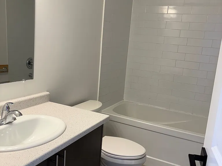 162 Glow Ave — Photo 8