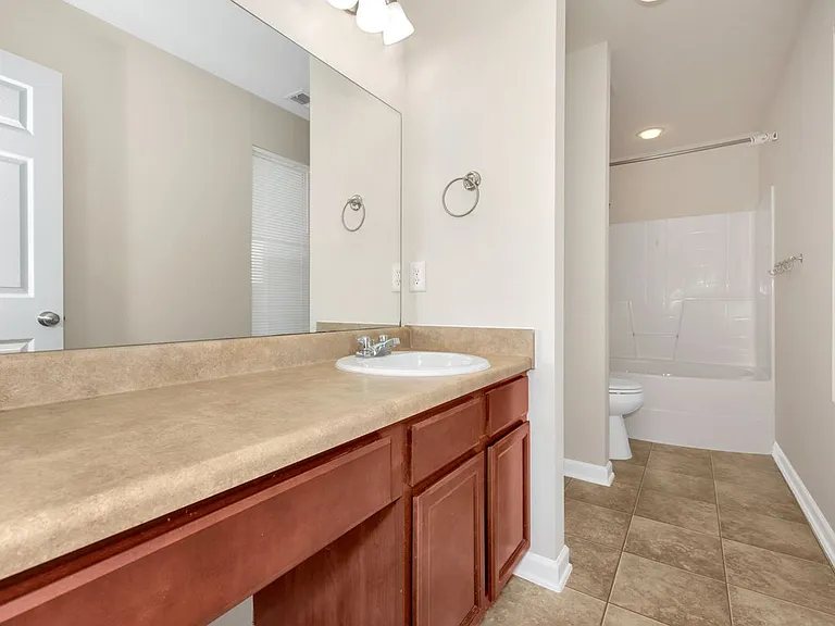 15385 Mill Valley Dr — Photo 12