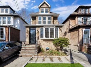 6819 Manse St, Forest Hills, NY 11375