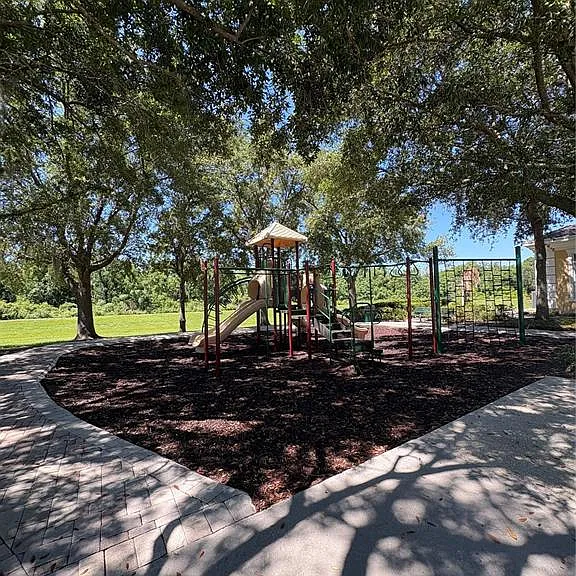 13841 Daniels Landing Cir — Photo 15