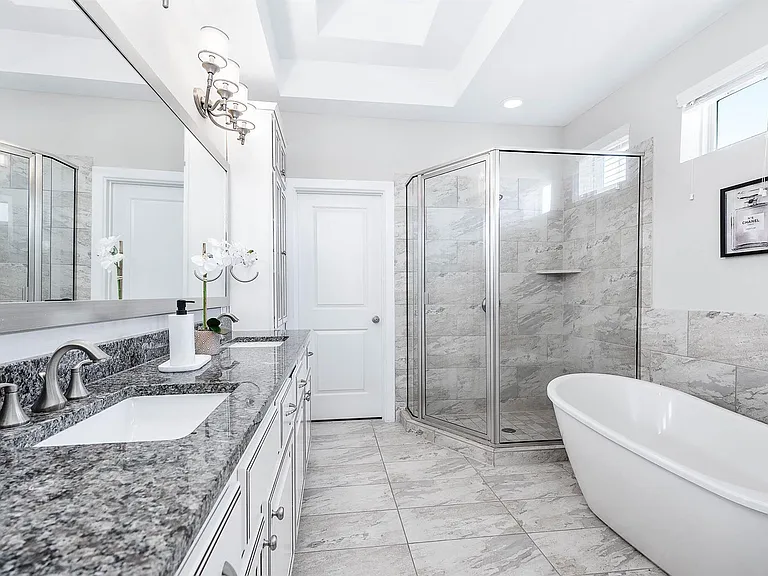 11027 Acorn Falls Dr — Photo 4