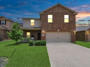 9423 Grand Spark Dr, Iowa Colony, TX 77583