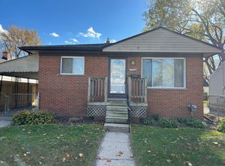1760 E Harry Ave, Hazel Park, MI 48030