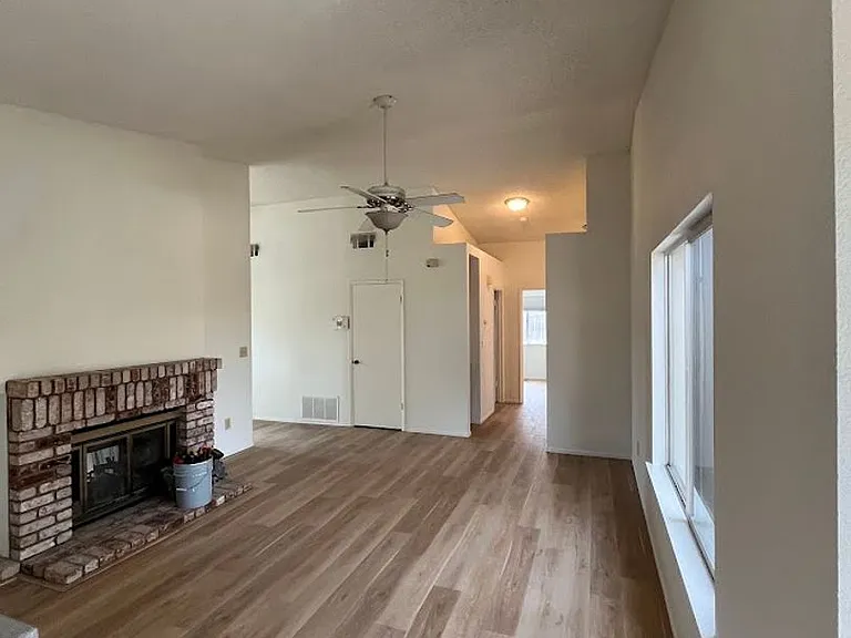 4199 Sequoia Dr — Photo 6