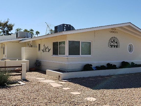 2nd image of 3629 E Glenrosa Ave