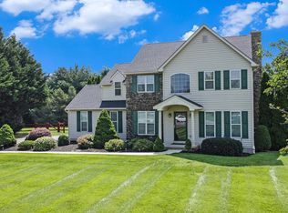 132 Valleyview Cir, Lincoln University, PA 19352