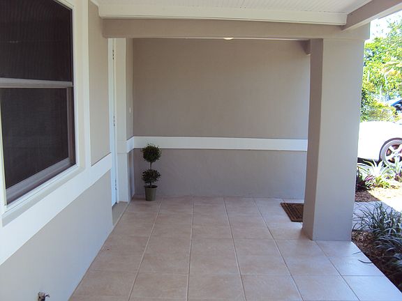 3rd image of 1748 NE 176th St