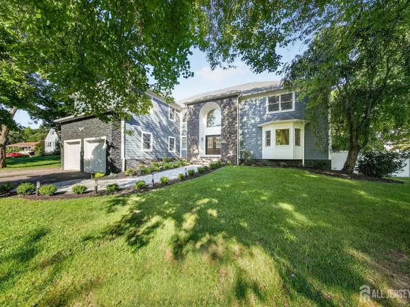 153 Old Beekman Rd S, Monmouth Junction, NJ 08852