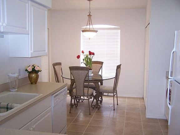 5th image of 26760 Rosewood Pointe Ln Unit 201