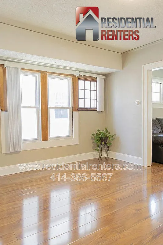 4 bed, 1.0 bath, 1500 sqft, $1,995 — Photo 4