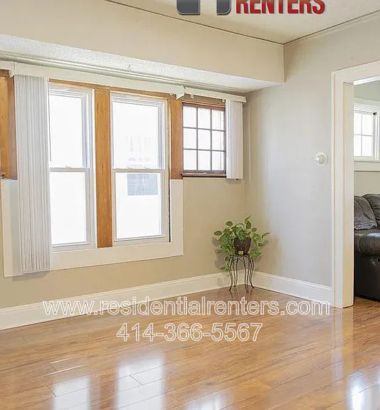 3220 W Madison St — Photo 4