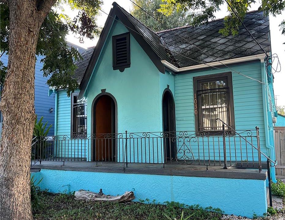 1st image of 1028-30 Tricou St