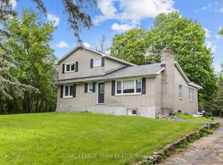 5432 Old Richmond Rd, Ottawa, ON K2R 1G7