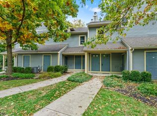 34 Loantaka Way APT A, Madison, NJ 07940