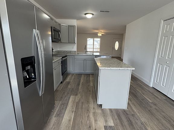 5th image of 230 Quinn Hill Ln