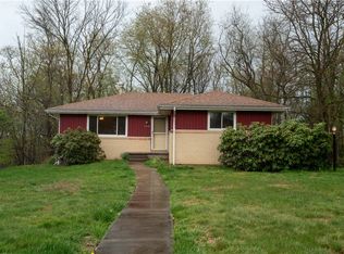 194 Woodridge Dr, Beaver, PA 15009