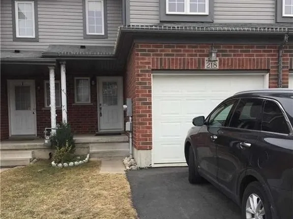 218 Featherstone Cres, Kitchener, ON N2R 1Z3