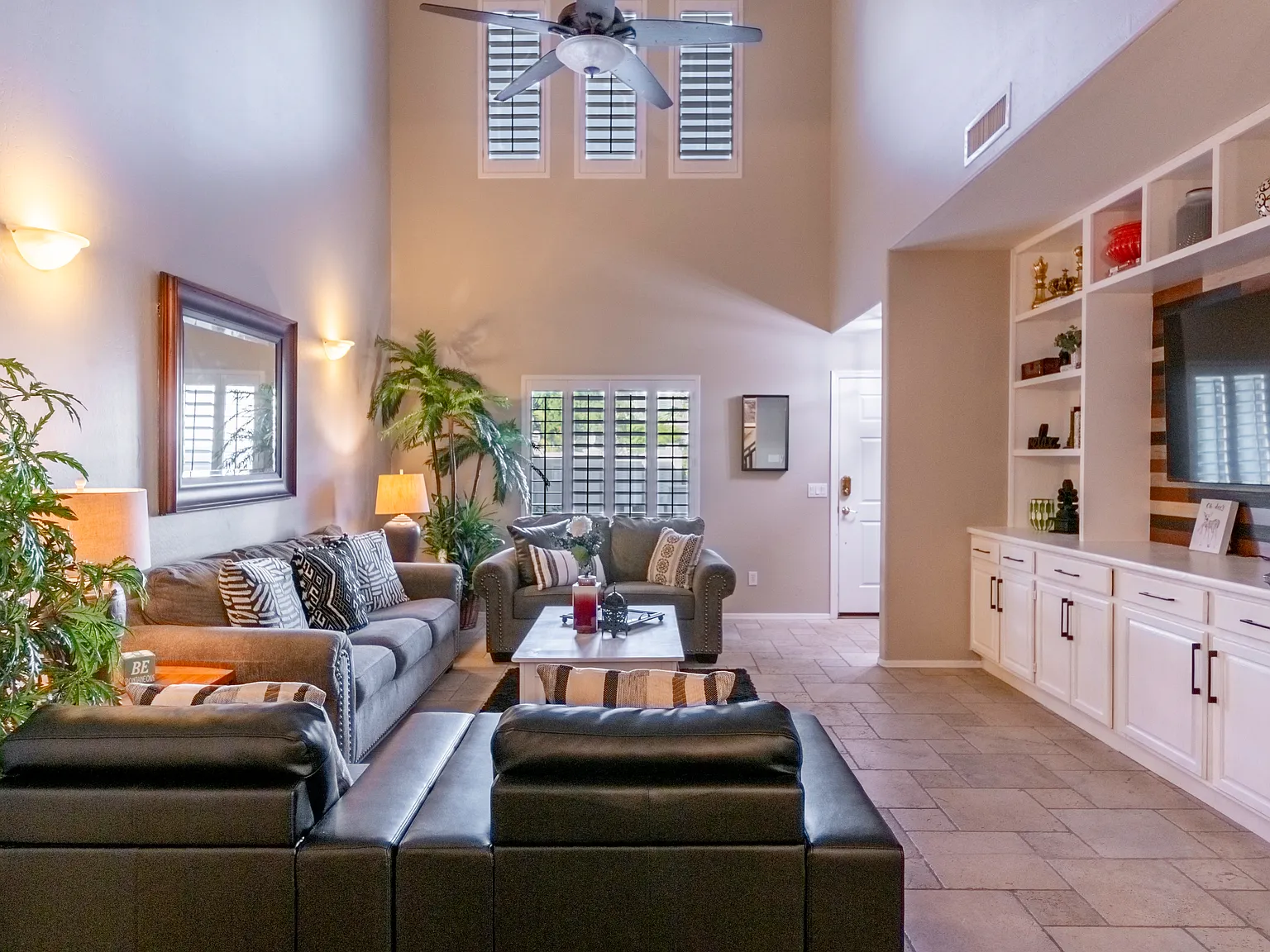 3 bed, 2.5 bath, 2140 sqft, $3,295 — Photo 4