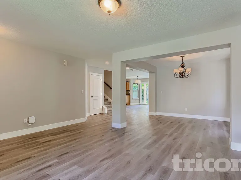 15805 NE 79th St — Photo 21