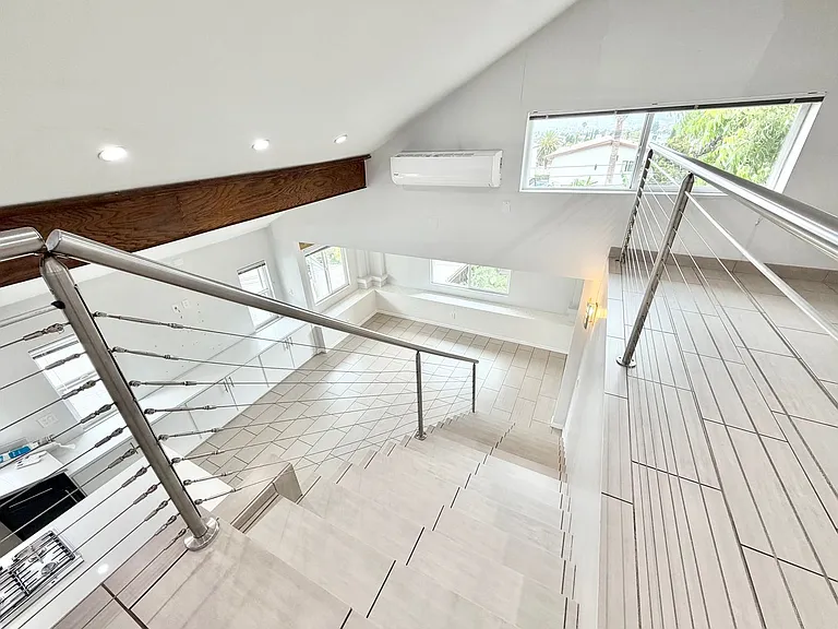 626 Benton Way — Photo 21