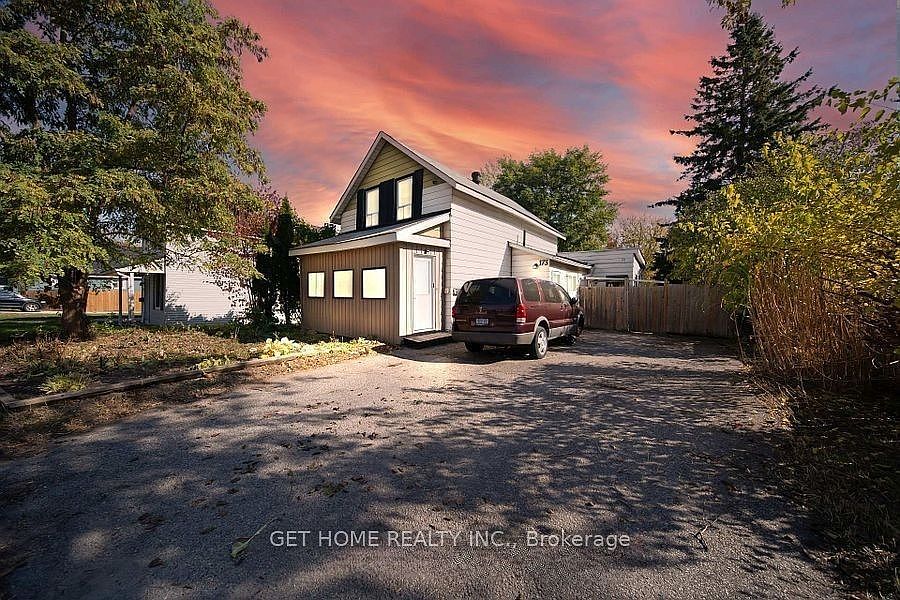 1st image of 173 Barrie Rd