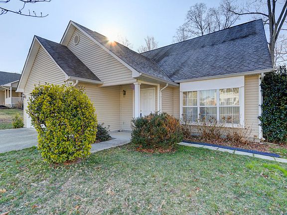 2nd image of 6112 Glenmay Dr