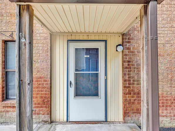 3361 Forest Ridge Rd, Roanoke, VA 24018