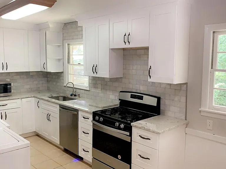 1937 Vance Dr — Photo 1