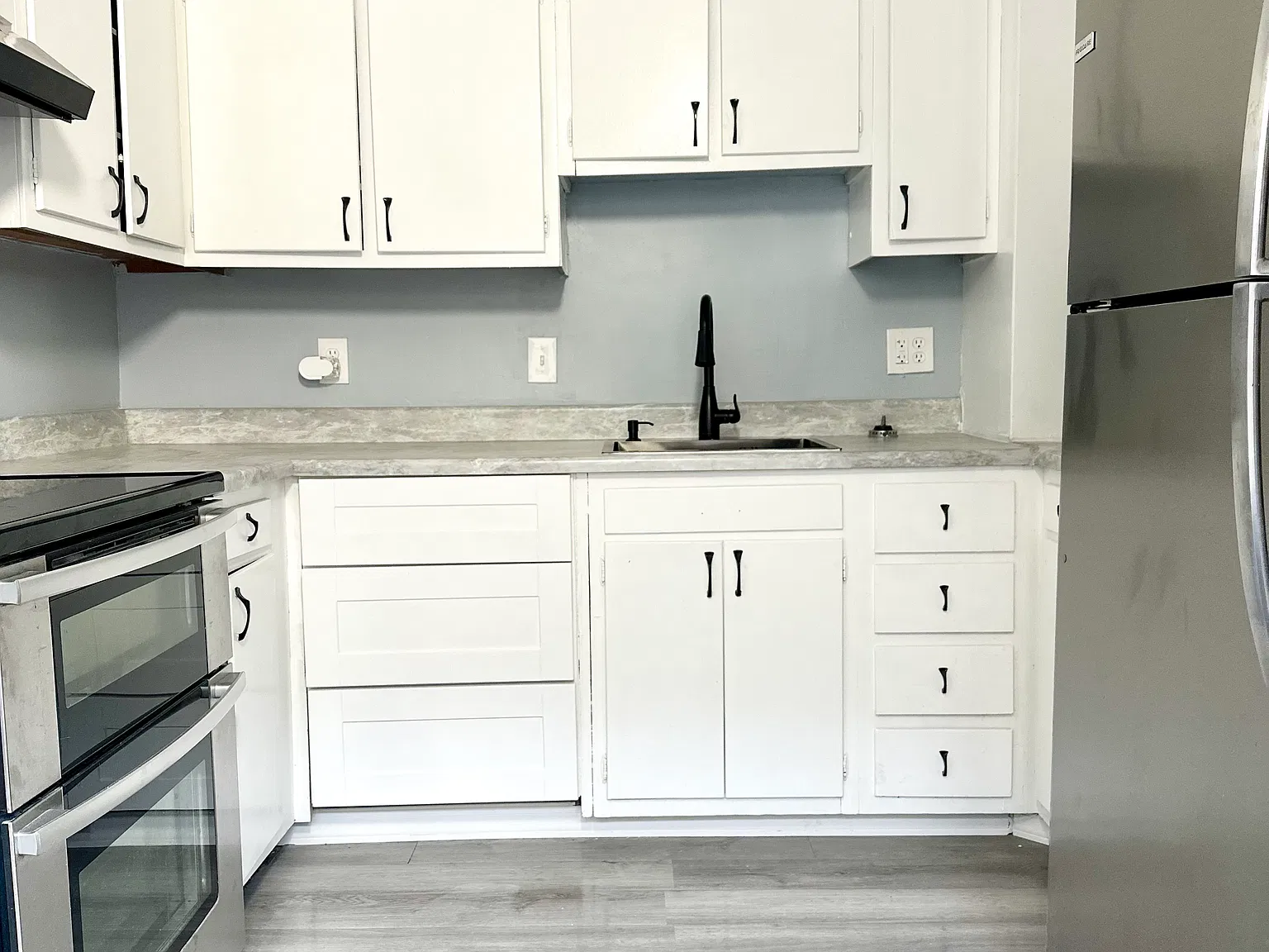 2 bed, 960 sqft, $1,700 — Photo 2