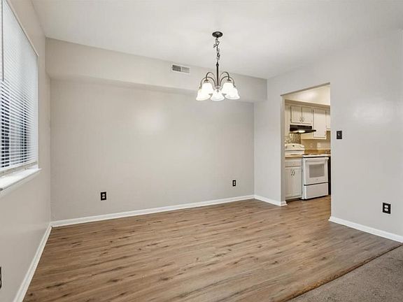 4th image of 1275 Pacifica Ct