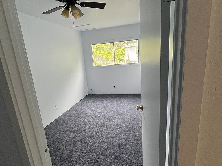 17805 Beach Ave — Photo 13