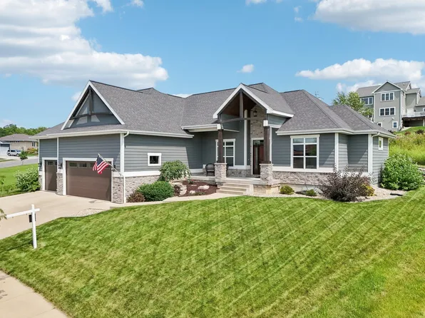 1115 N Division St, Waunakee, WI 53597