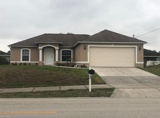 3709 12th St W, Lehigh Acres, FL 33971
