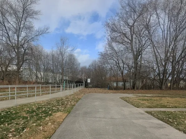 557 Dorman St, Indianapolis, IN 46202