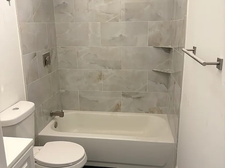3416 N Front St #1 — Photo 3