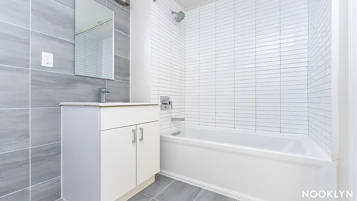 Rented by Nooklyn NYC LLC | media 9