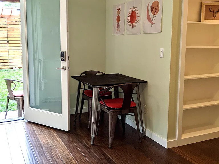 2408 N Baldwin St — Photo 36