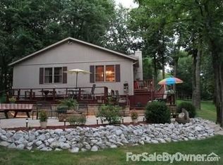 8865 Iowa Rd, Ashley, IL 62808