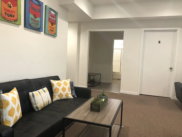"Terrace Heights Student Housing" Terrace Heights LLC — Photo 2