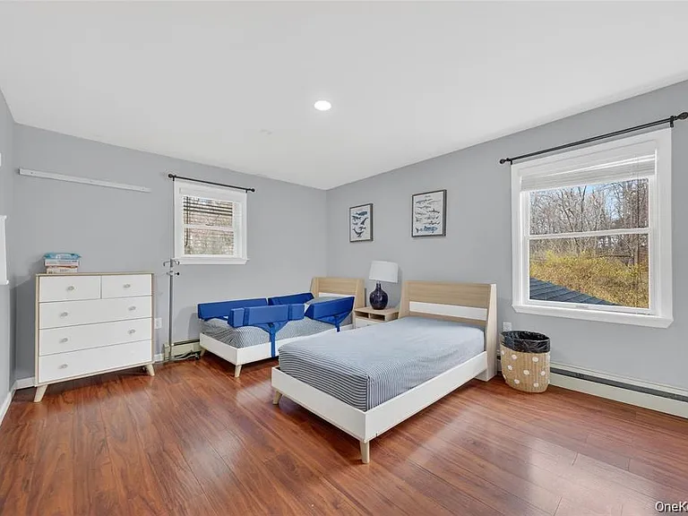 155 Roselawn Rd — Photo 22