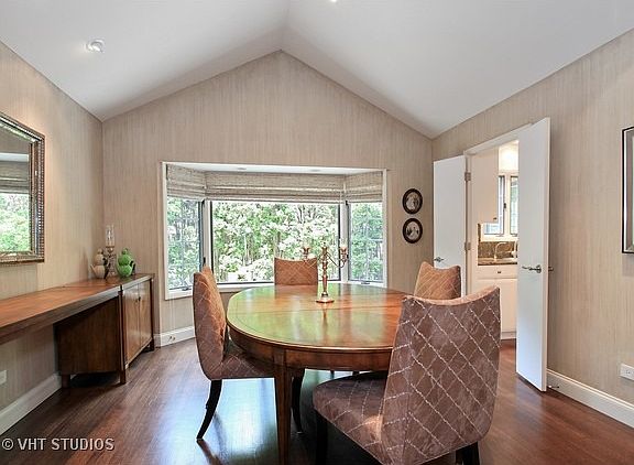 5th image of 969 Coventry Ln