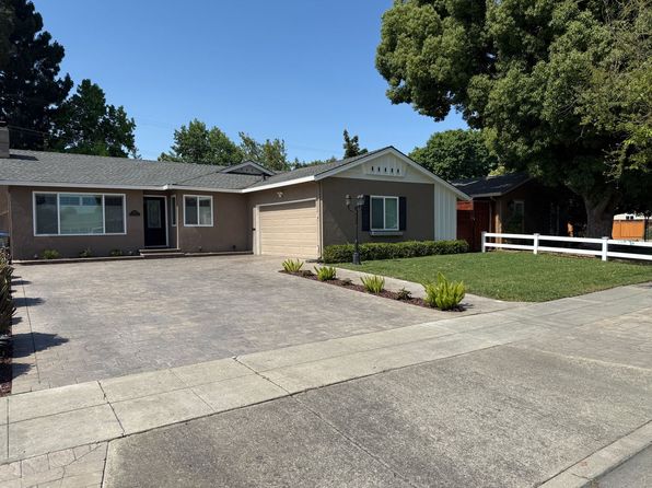 892 Kingfisher Dr