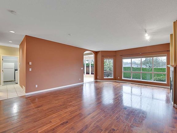 4th image of 20881 87th Ave #3