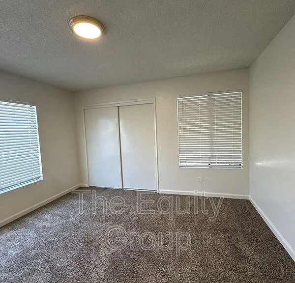 312 1/2 N Park St — Photo 20