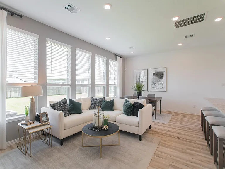 438 Lake Day Dr — Photo 18